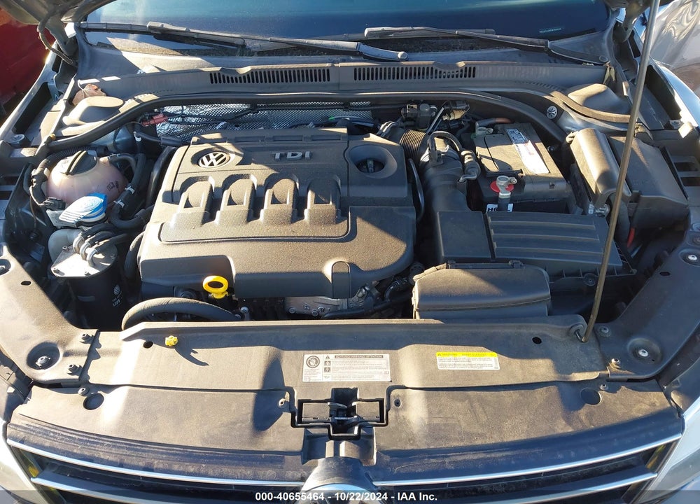 2015 VOLKSWAGEN JETTA 2.0L TDI SEL VIN: 3VWLA7AJ5FM250539