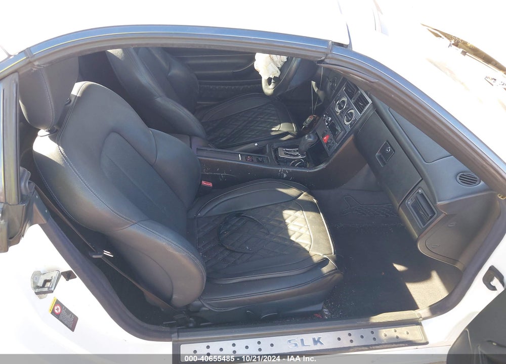 2002 MERCEDES-BENZ SLK 230 KOMPRESSOR VIN: WDBKK49F92F268061