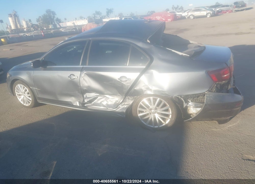 2017 VOLKSWAGEN JETTA 1.4T SE VIN: 3VWDB7AJ0HM259413