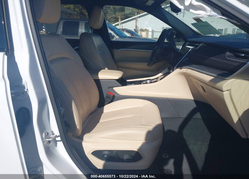 2023 JEEP GRAND CHEROKEE L LIMITED 4X4 VIN: 1C4RJKBG5P8853807