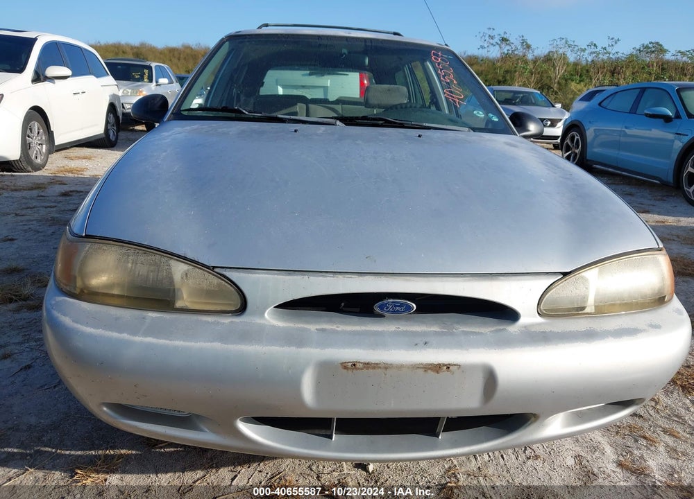 1998 FORD ESCORT SE VIN: 3FAFP15P7WR195451