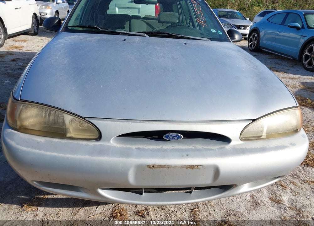 1998 FORD ESCORT SE VIN: 3FAFP15P7WR195451