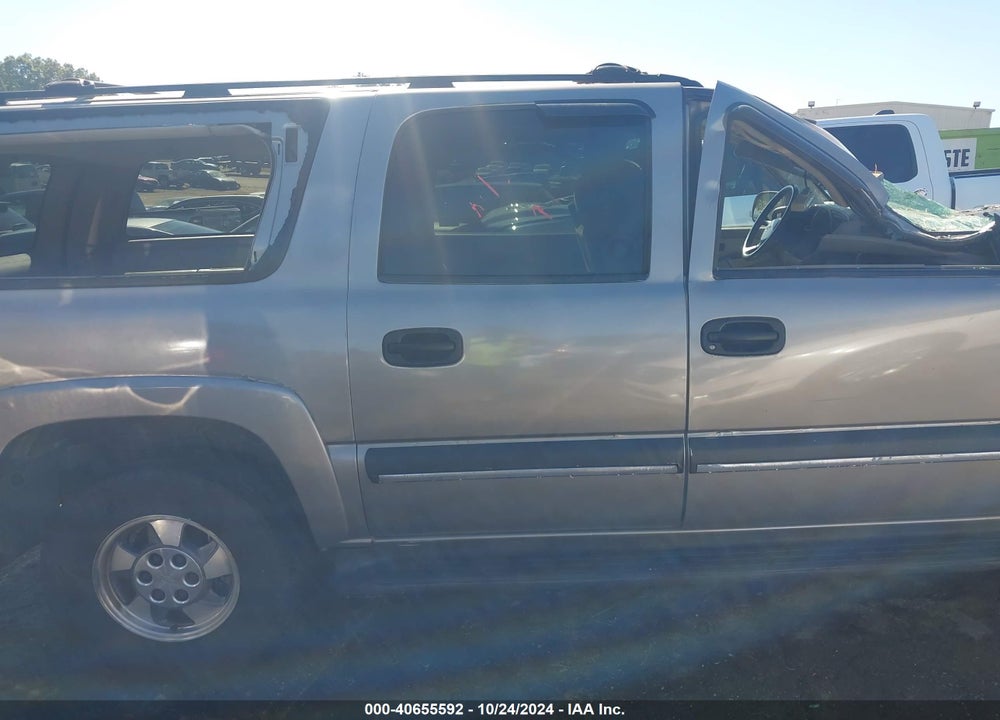 2001 CHEVROLET SUBURBAN 1500 LS VIN: 1GNEC16T71J239522