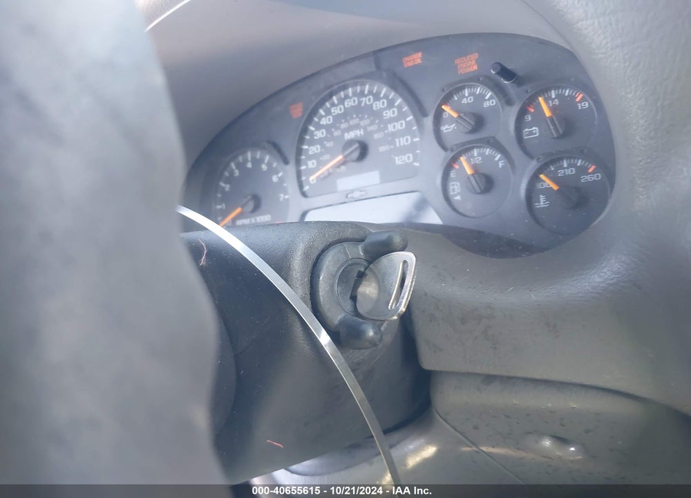 2004 CHEVROLET TRAILBLAZER LS VIN: 1GNDT13S042449319
