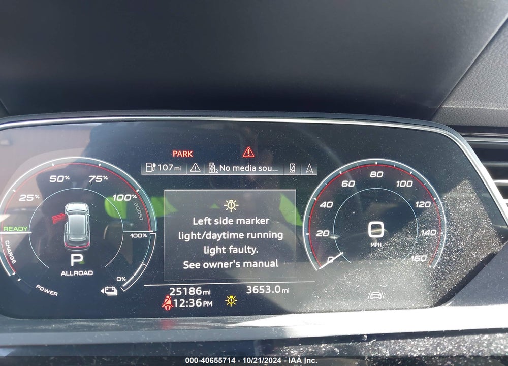 2022 AUDI E-TRON PREMIUM QUATTRO VIN: WA1AAAGE1NB023415