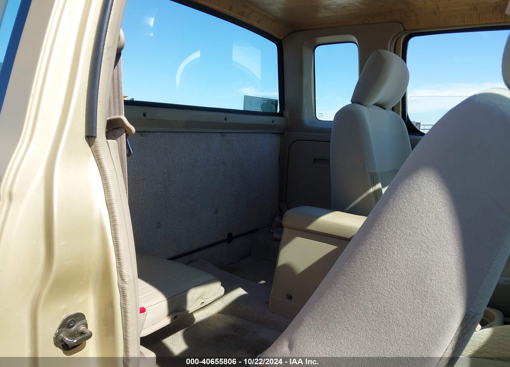 1998 NISSAN FRONTIER SE/XE VIN: 1N6DD26S6WC372179
