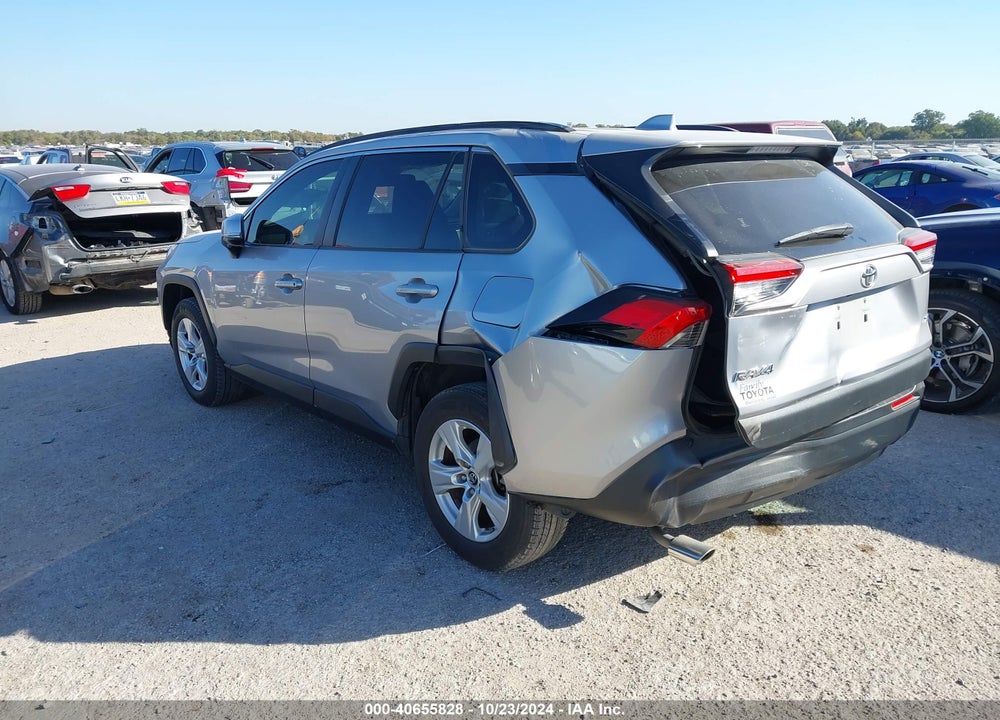2019 TOYOTA RAV4 XLE VIN: JTMW1RFV7KD509562