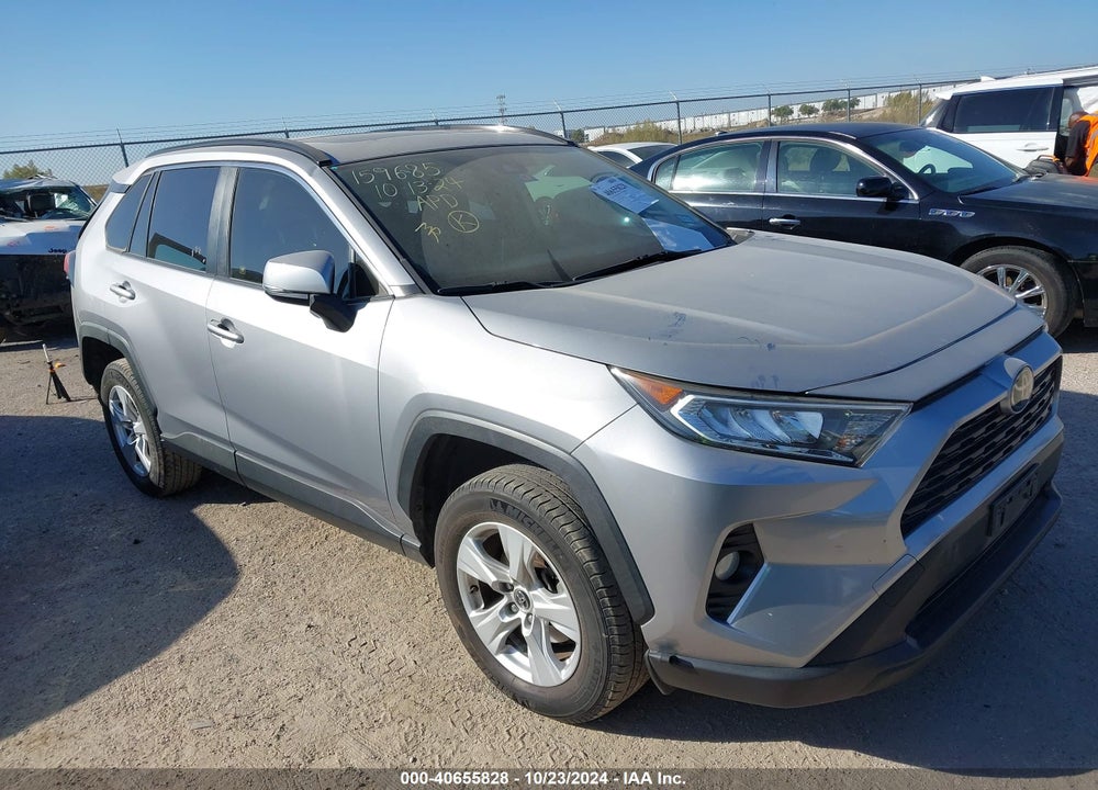 2019 TOYOTA RAV4 XLE VIN: JTMW1RFV7KD509562