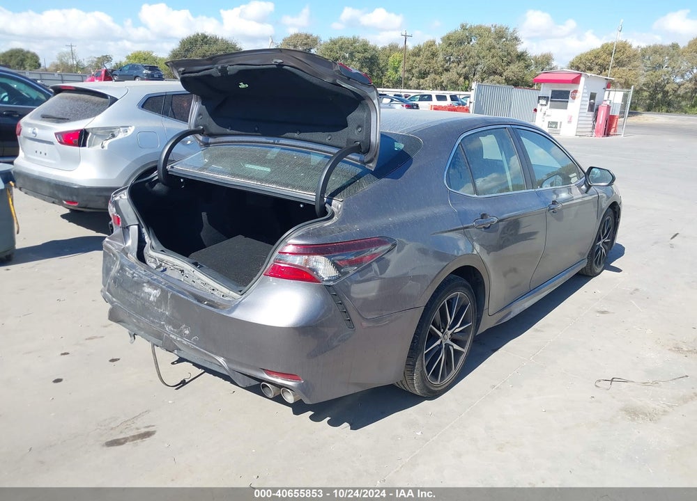 2021 TOYOTA CAMRY SE VIN: 4T1G11AK8MU585633