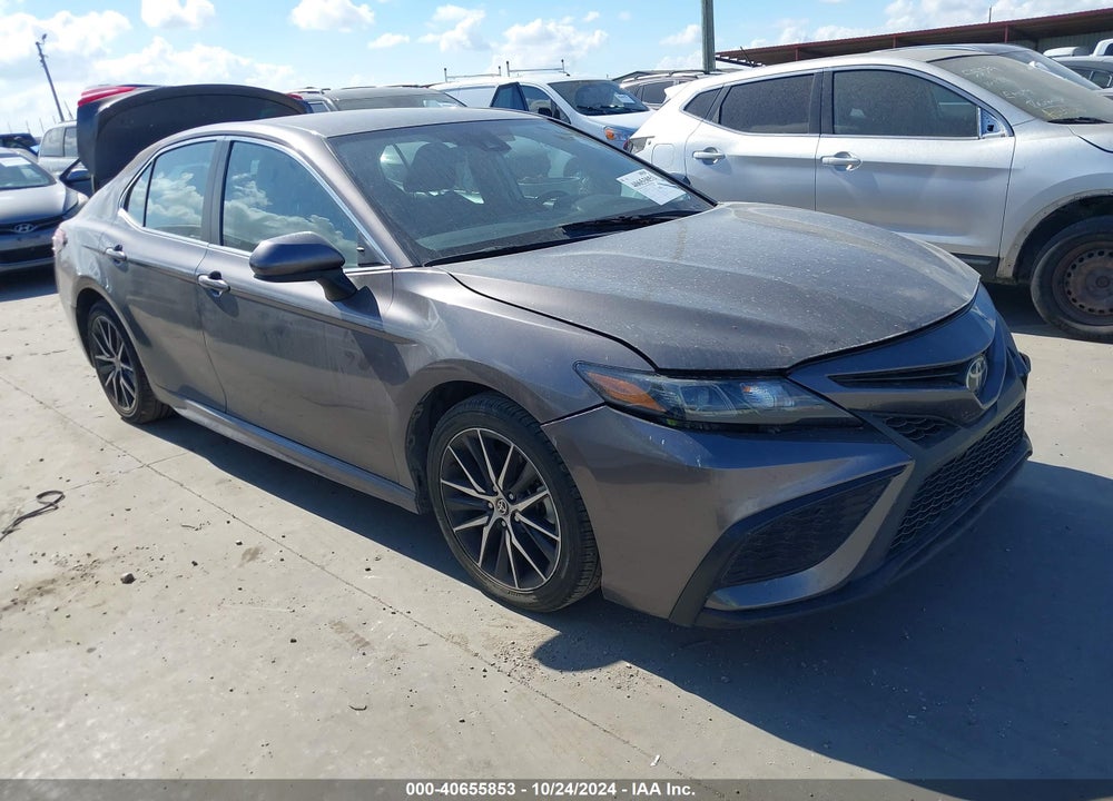 2021 TOYOTA CAMRY SE VIN: 4T1G11AK8MU585633