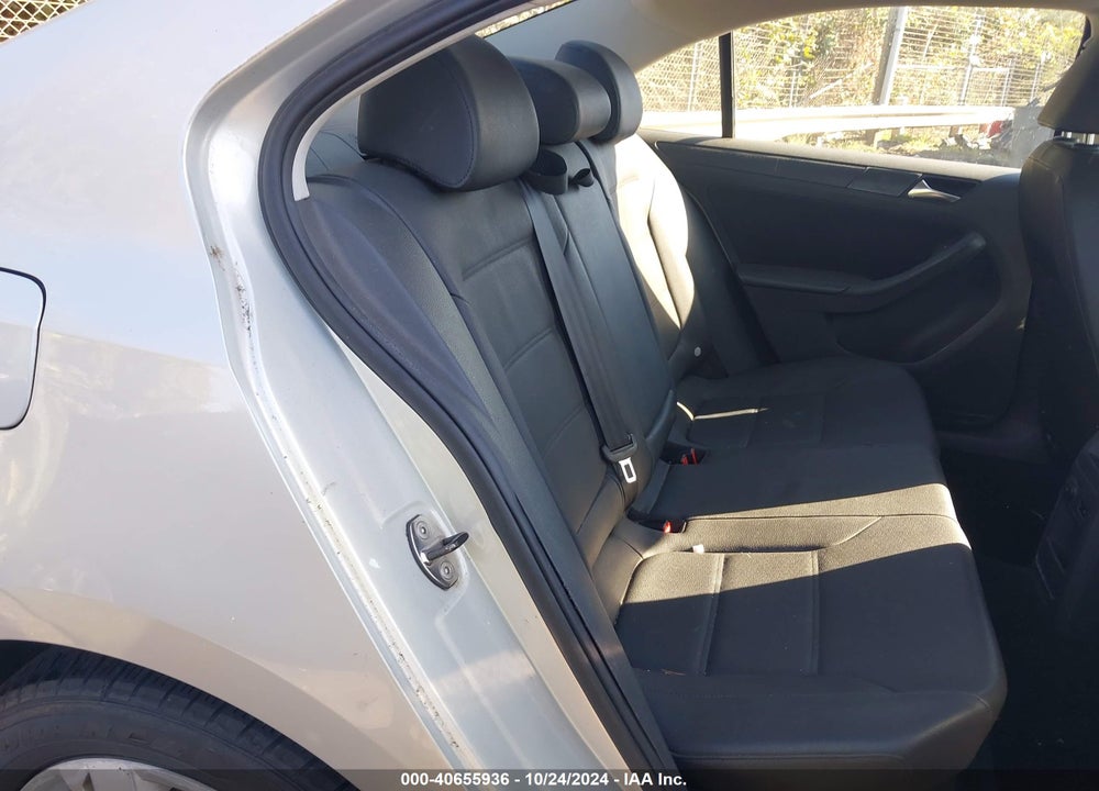 2011 VOLKSWAGEN JETTA 2.5L SE VIN: 3VWDX7AJ6BM336813