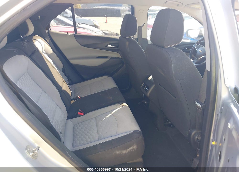 2018 CHEVROLET EQUINOX LT VIN: 3GNAXJEV2JL270157