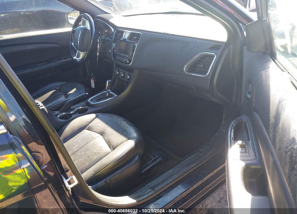 2011 CHRYSLER 200 LIMITED VIN: 1C3BC2FB4BN533550