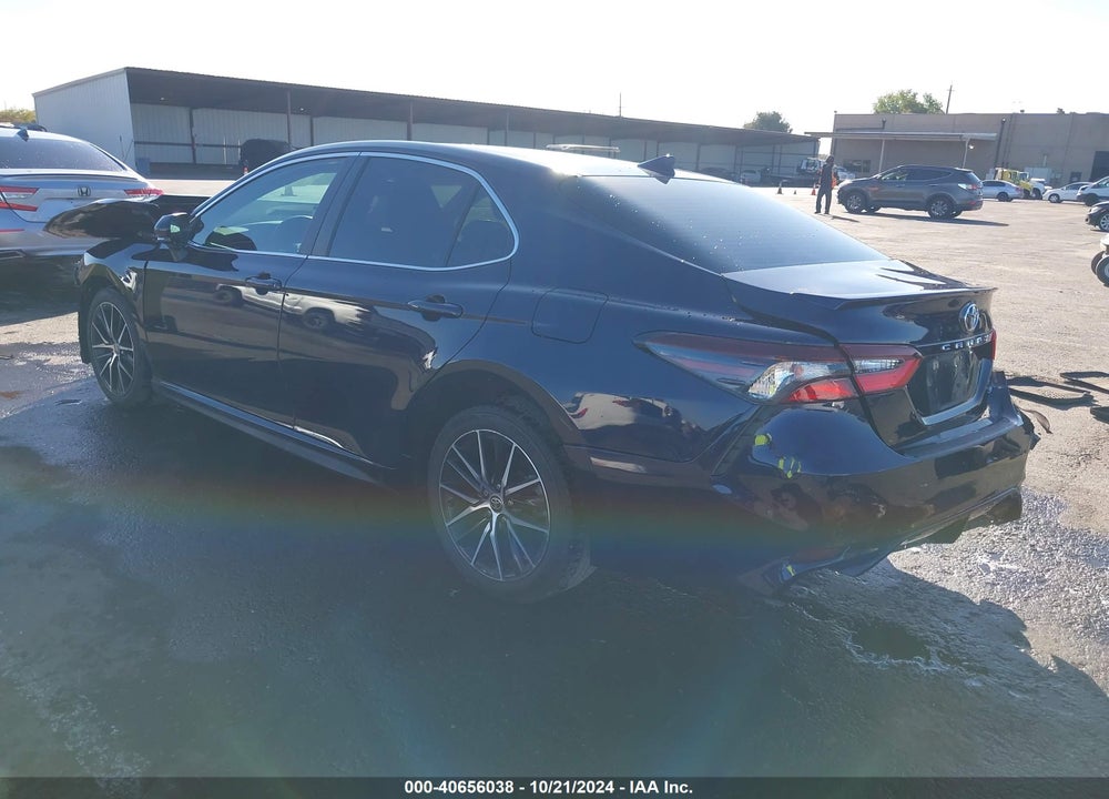 2021 TOYOTA CAMRY SE VIN: 4T1T11AK8MU538004