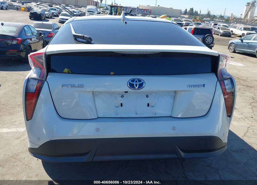 2018 TOYOTA PRIUS THREE TOURING VIN: JTDKARFU8J3059639
