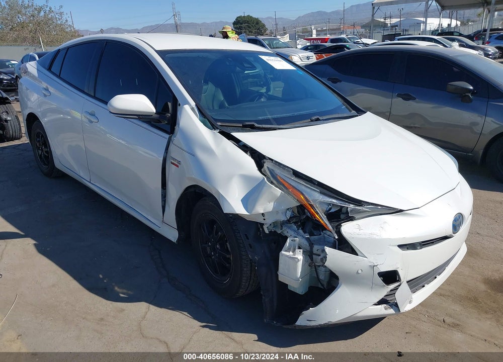 2018 TOYOTA PRIUS THREE TOURING VIN: JTDKARFU8J3059639