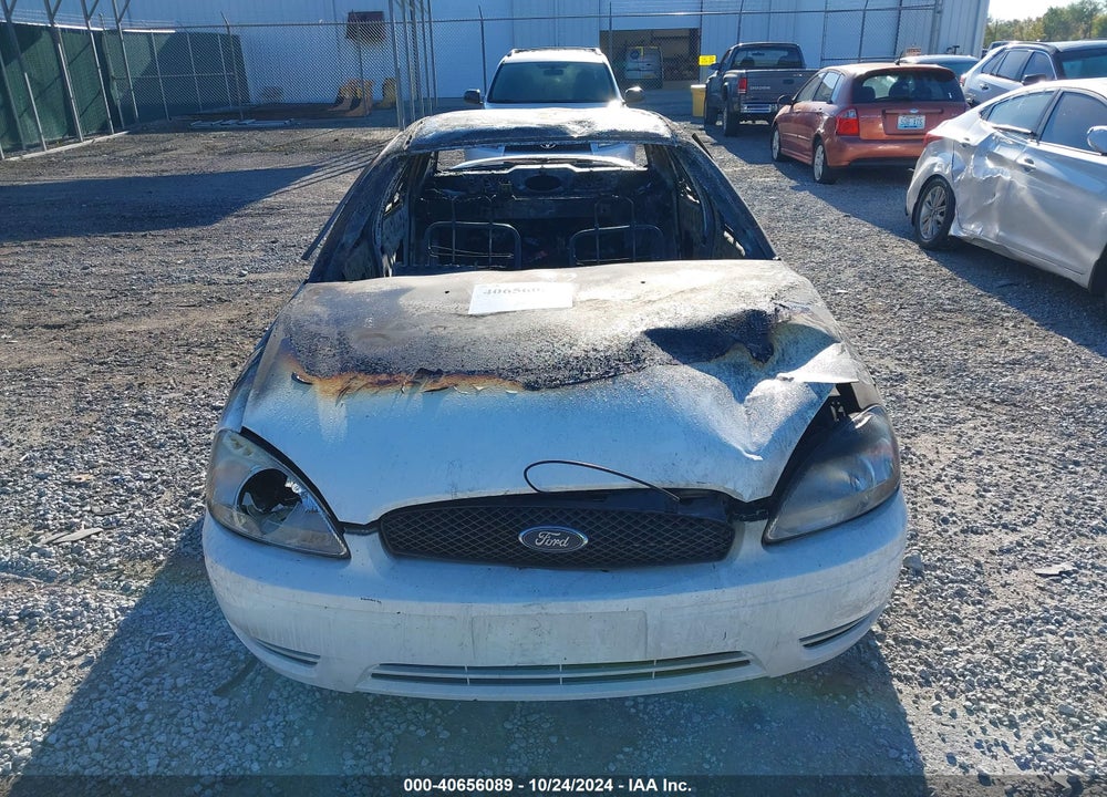 2005 FORD TAURUS SE VIN: 1FAFP53295A218414