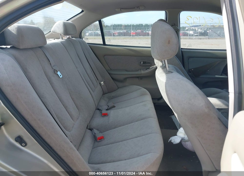 2006 HYUNDAI ELANTRA GLS/LIMITED VIN: KMHDN46D76U264320