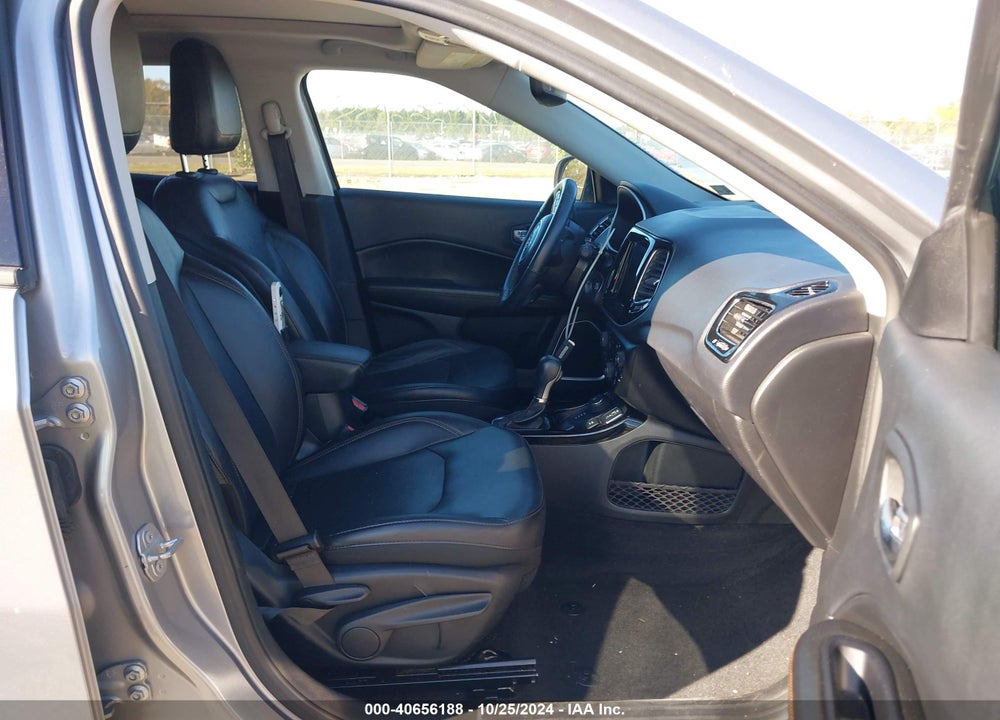 2019 JEEP COMPASS LIMITED 4X4 VIN: 3C4NJDCB6KT619523