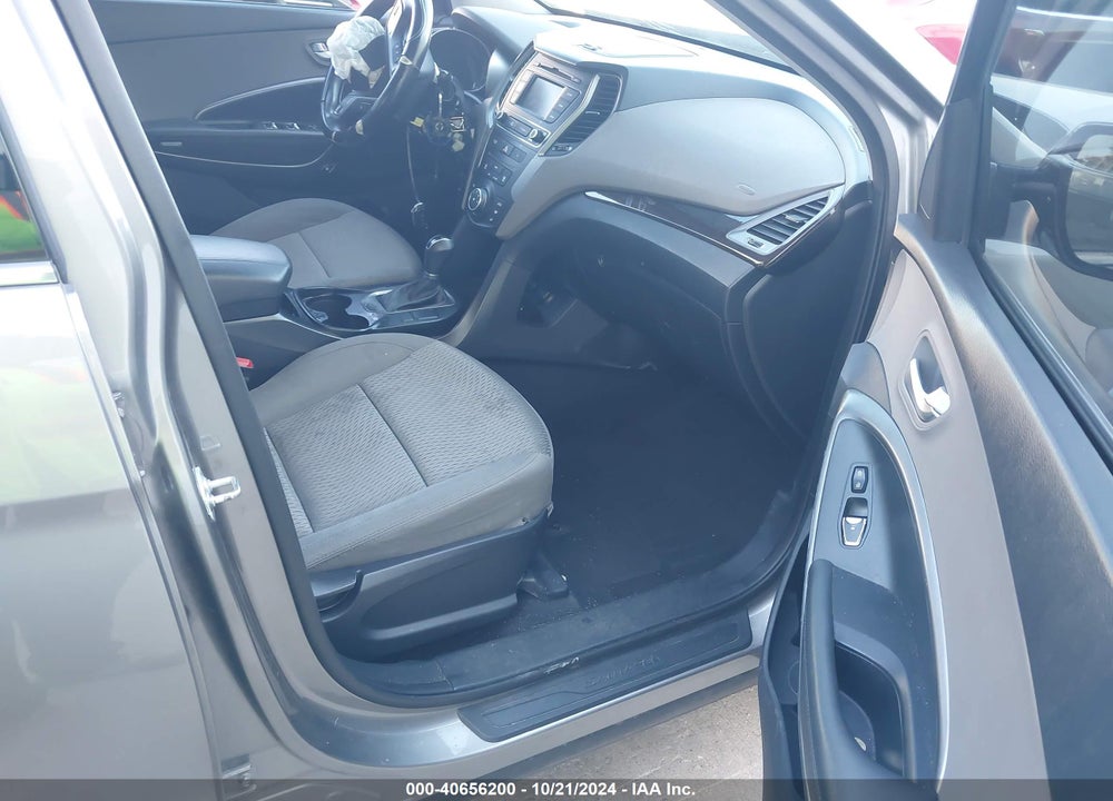 2018 HYUNDAI SANTA FE SPORT 2.4L VIN: 5NMZT3LB9JH076511