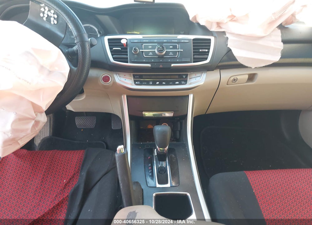 2015 HONDA ACCORD EX VIN: 1HGCR2F77FA233011