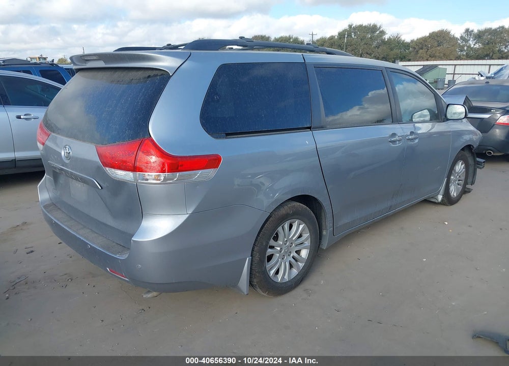 2011 TOYOTA SIENNA XLE V6 VIN: 5TDYK3DC9BS100990