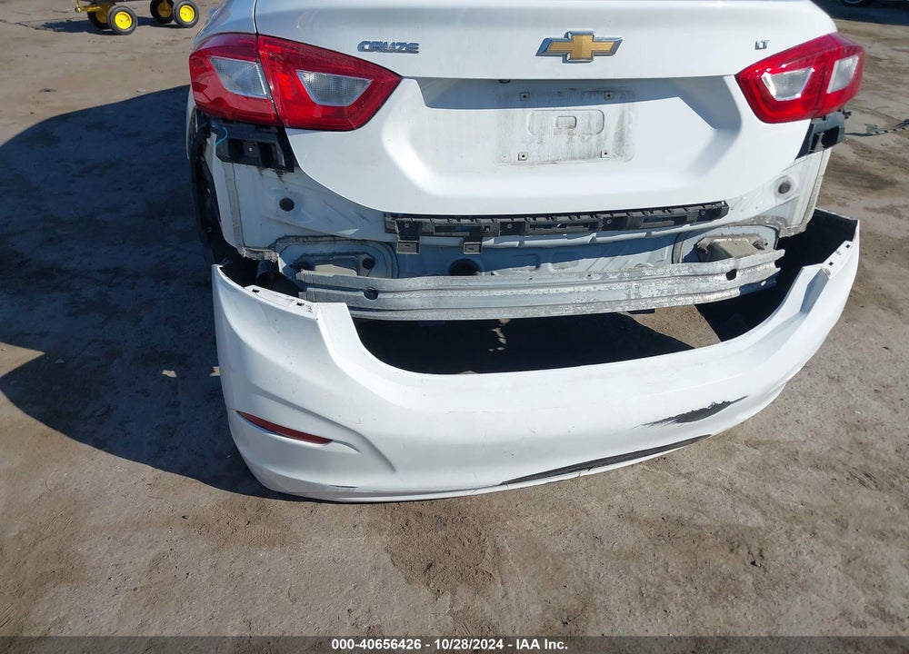 2017 CHEVROLET CRUZE LT AUTO VIN: 1G1BE5SM3H7138554