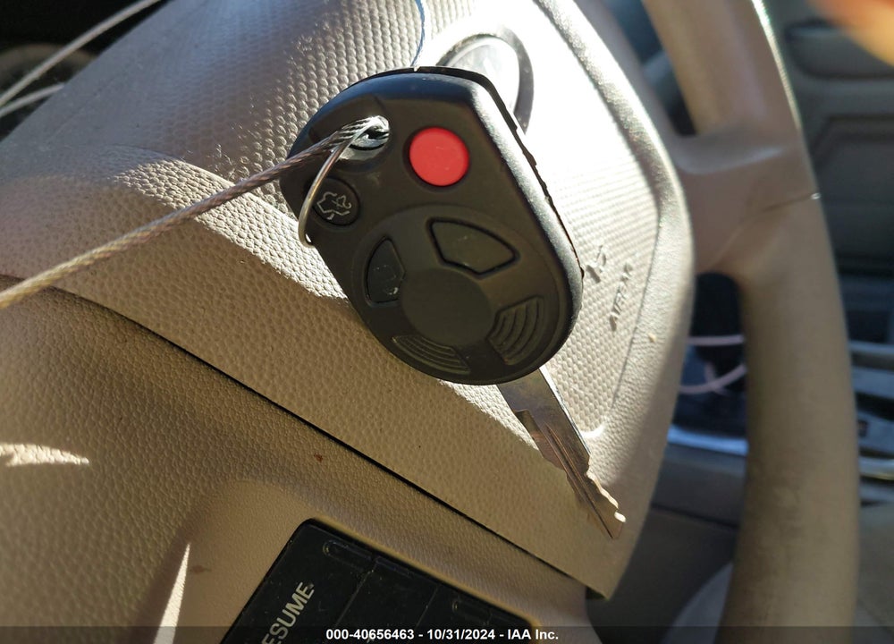 2008 FORD ESCAPE XLT VIN: 1FMCU03128KD30384