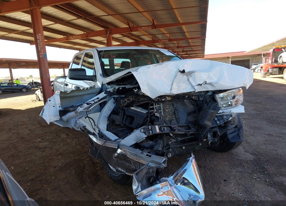 2022 RAM 1500 CLASSIC SLT 4X2 5'7 BOX VIN: 1C6RR6LG0NS234893