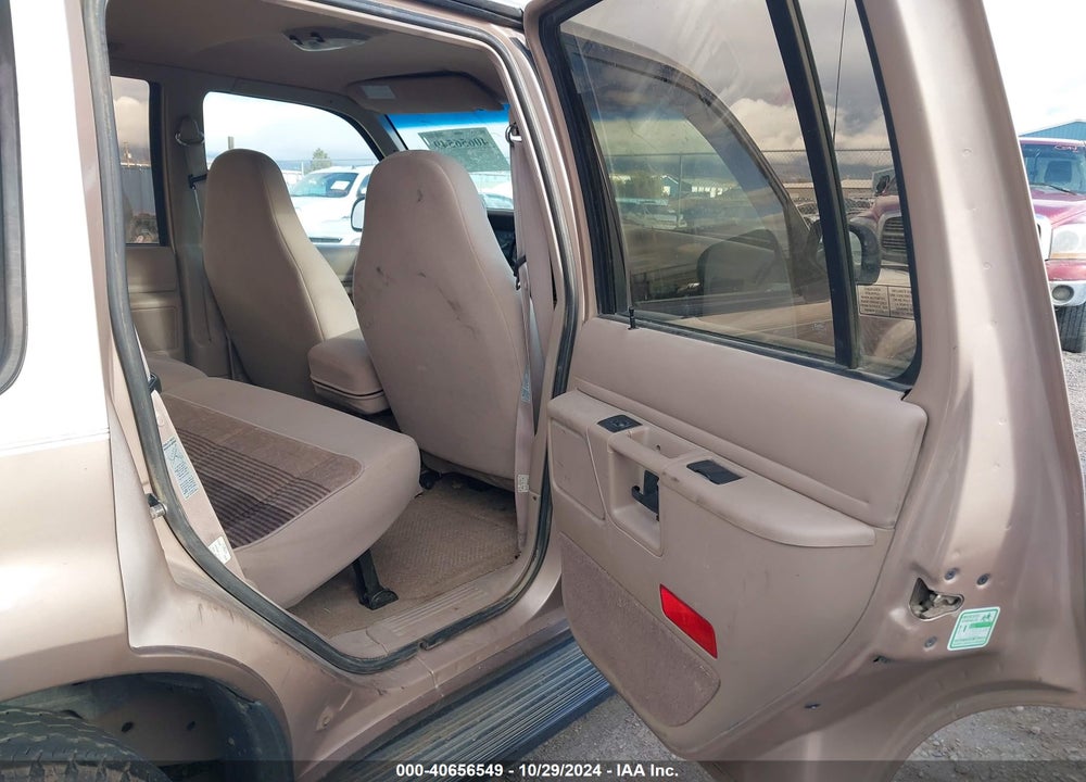 1992 FORD EXPLORER VIN: 1FMDU34X6NUB95290