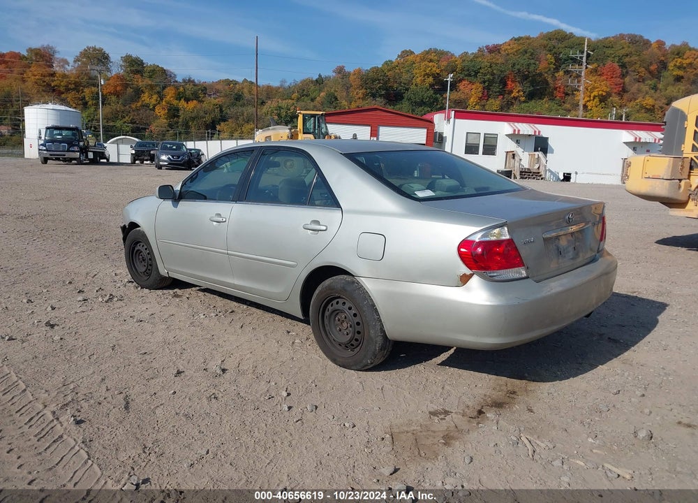 2005 TOYOTA CAMRY LE VIN: 4T1BE32K55U043433