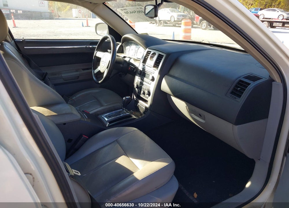2007 CHRYSLER 300 TOURING VIN: 2C3KA53G47H682628