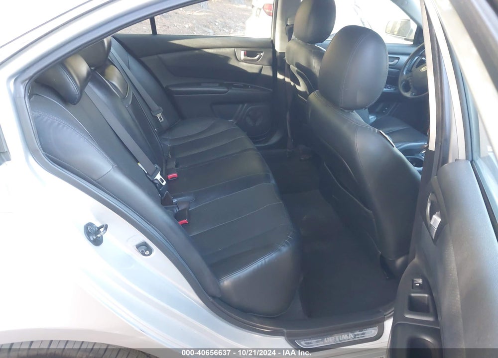 2007 KIA OPTIMA EX V6 VIN: KNAGE124675118232