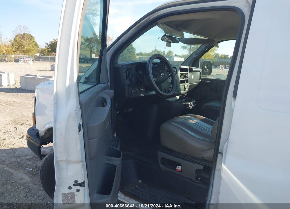 2008 CHEVROLET EXPRESS WORK VAN VIN: 1GCFG15X981193188