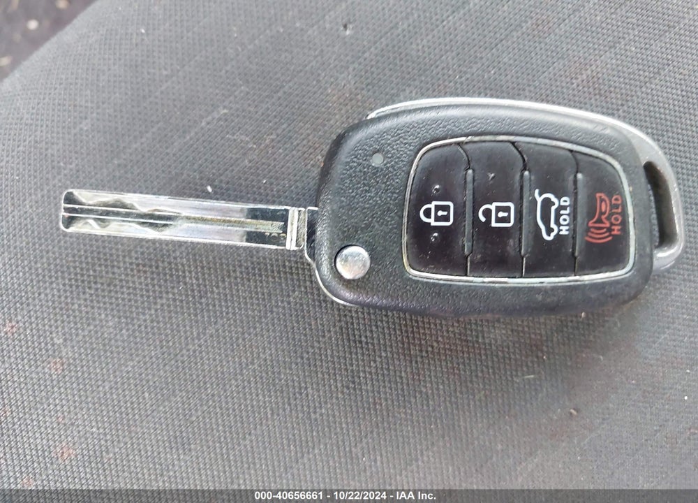 2019 HYUNDAI TUCSON SE VIN: KM8J2CA44KU030921