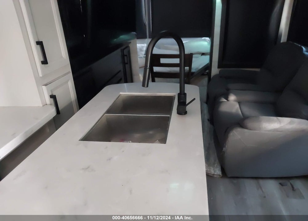 2022 JAYCO OTHER VIN: 1UJBJ0BV8N11L0141