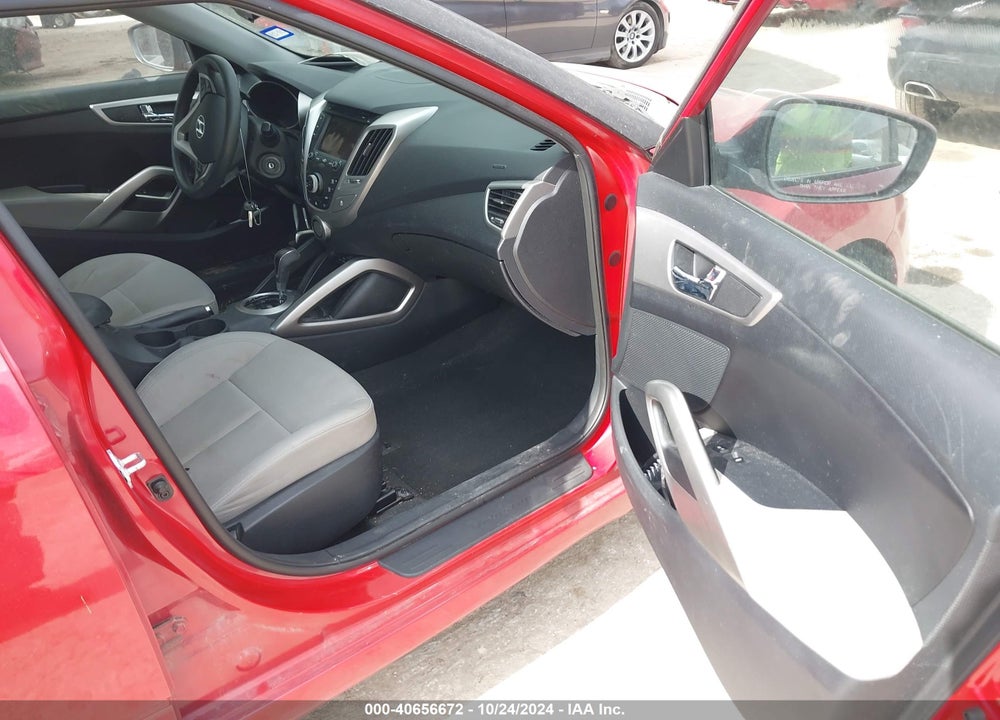 2013 HYUNDAI VELOSTER BASE W/GRAY VIN: KMHTC6AD8DU147234