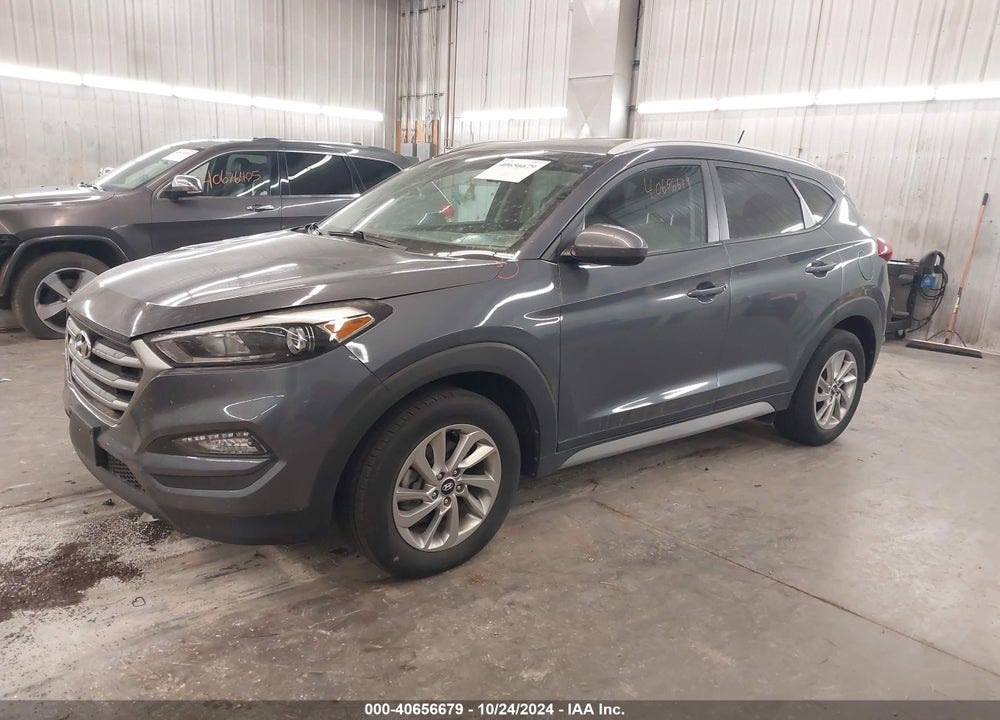 2017 HYUNDAI TUCSON SE VIN: KM8J3CA46HU390374