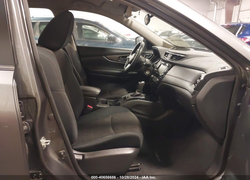 2019 NISSAN ROGUE S VIN: 5N1AT2MV2KC781680