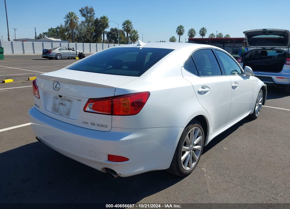 2009 LEXUS IS 250 VIN: JTHCK262192031415