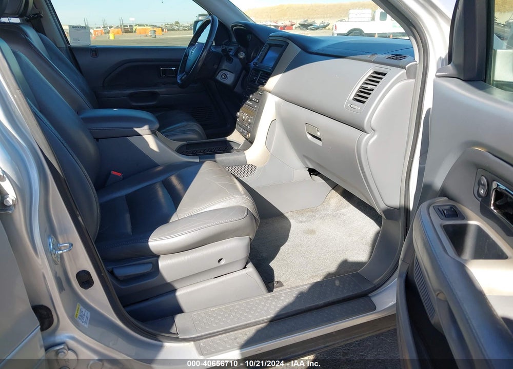 2006 HONDA PILOT EX-L VIN: 2HKYF18776H513363