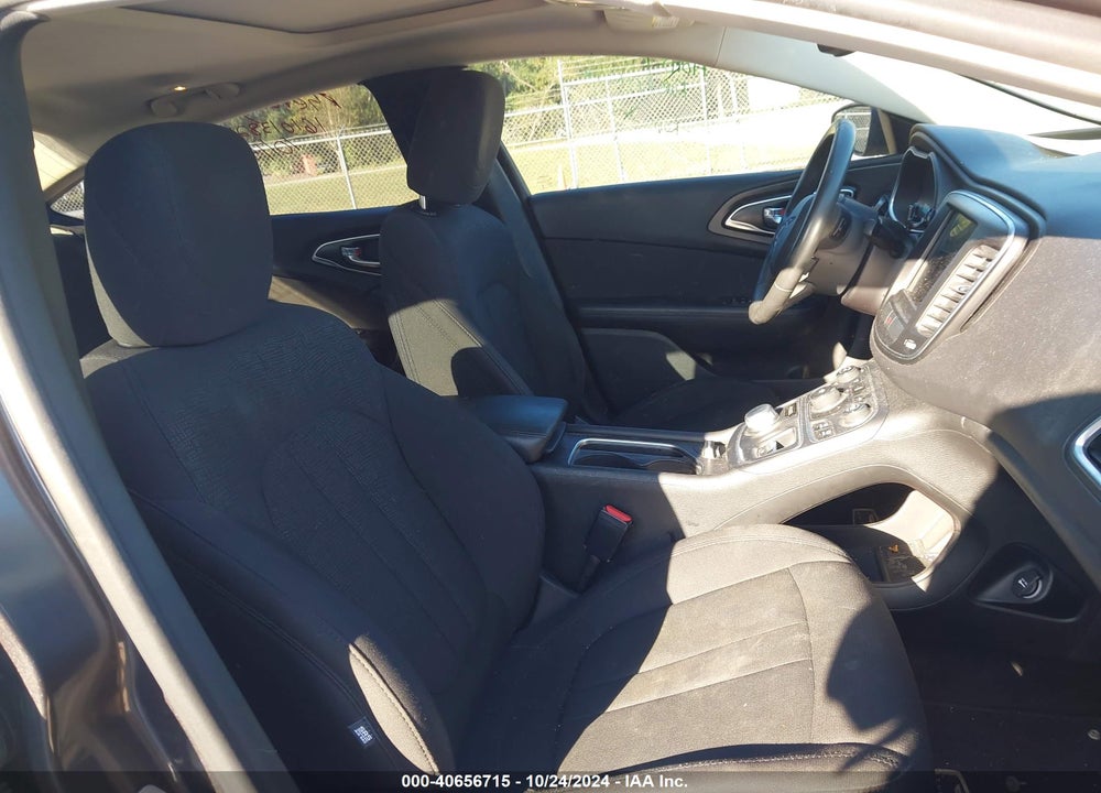 2016 CHRYSLER 200 LIMITED VIN: 1C3CCCAB2GN128215