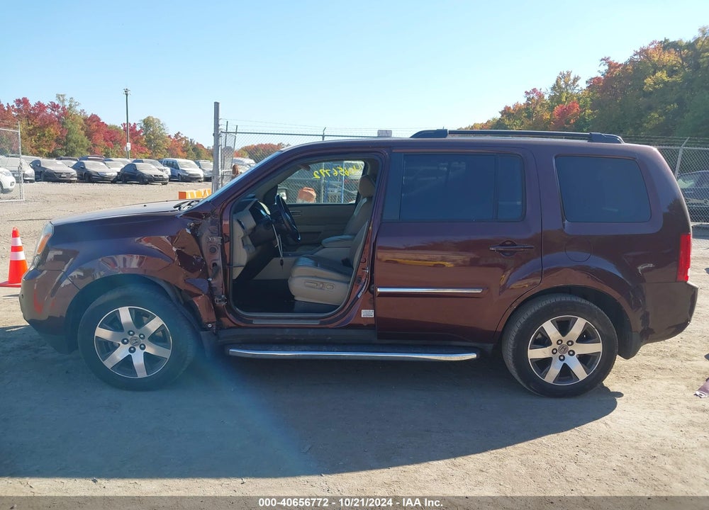 2013 HONDA PILOT TOURING VIN: 5FNYF4H97DB026467