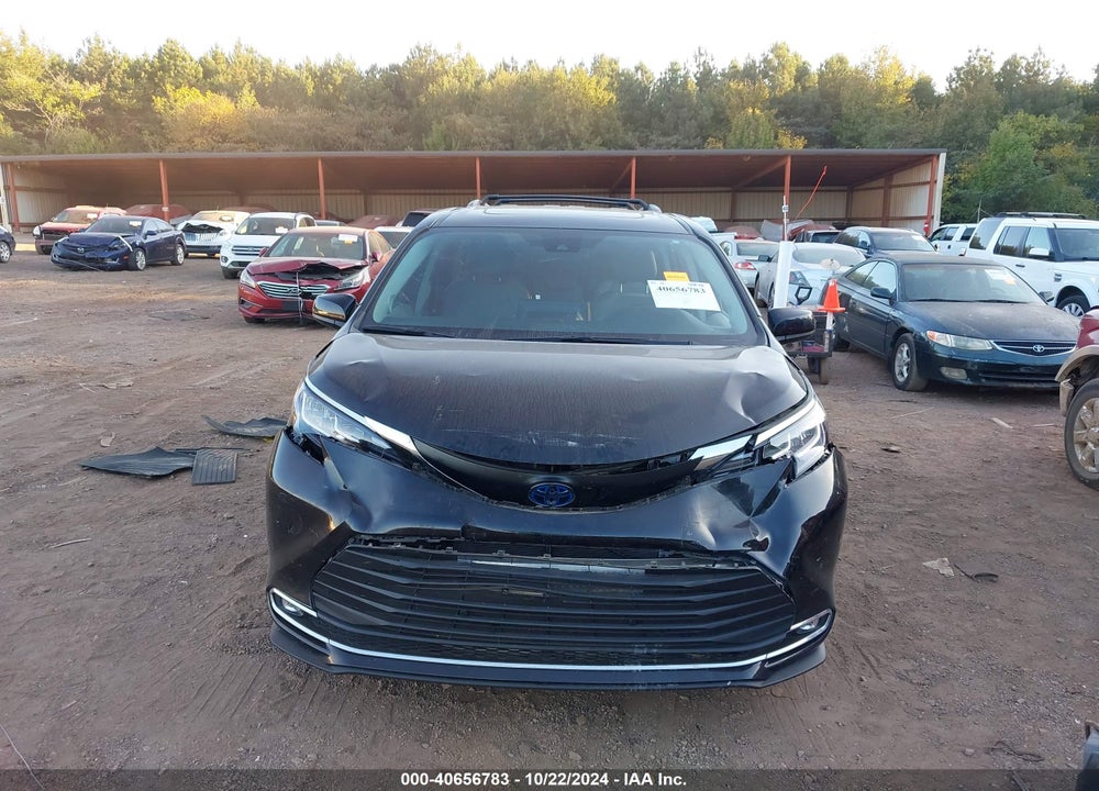 2022 TOYOTA SIENNA XLE VIN: 5TDJRKEC5NS083292