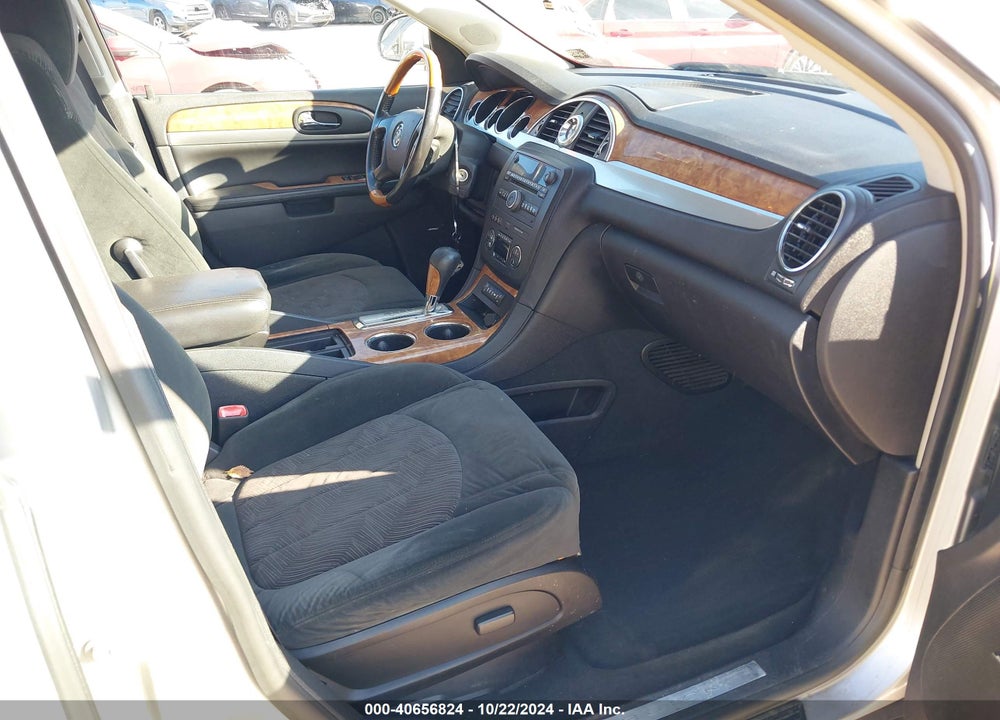2008 BUICK ENCLAVE CX VIN: 5GAEV13738J101417