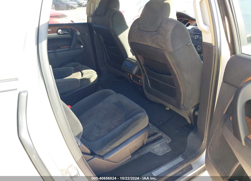 2008 BUICK ENCLAVE CX VIN: 5GAEV13738J101417
