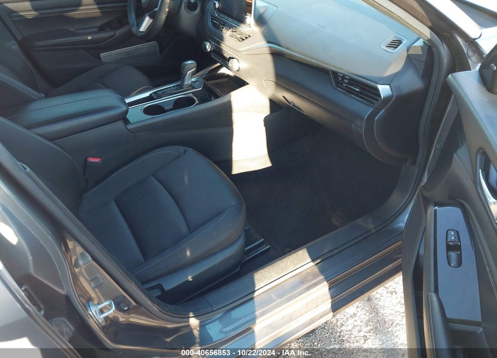 2021 NISSAN ALTIMA SV FWD VIN: 1N4BL4DV9MN343241