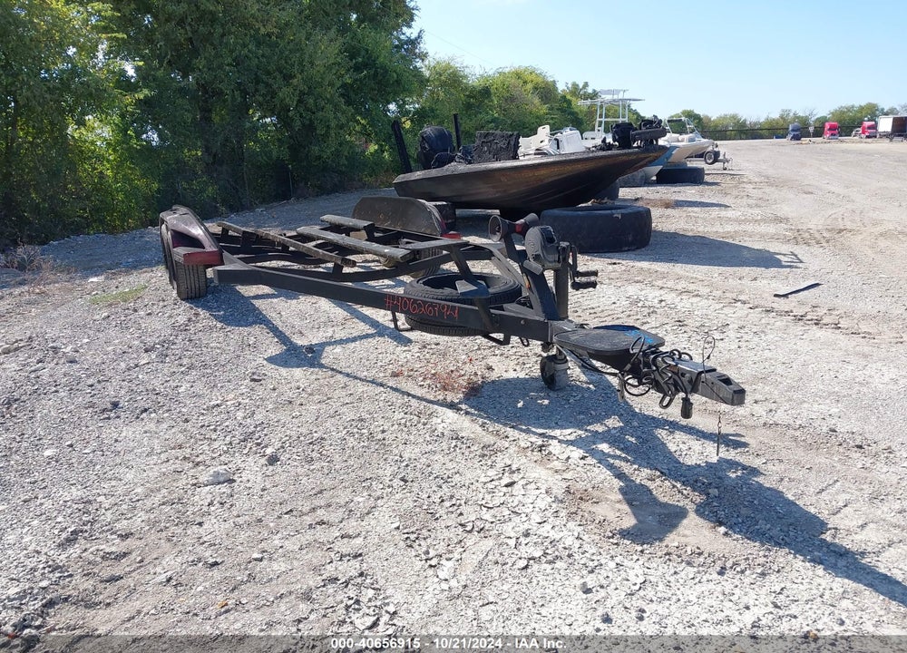 2021 SKEETER BOAT TRAILER VIN: 7FUBB2423MK210845
