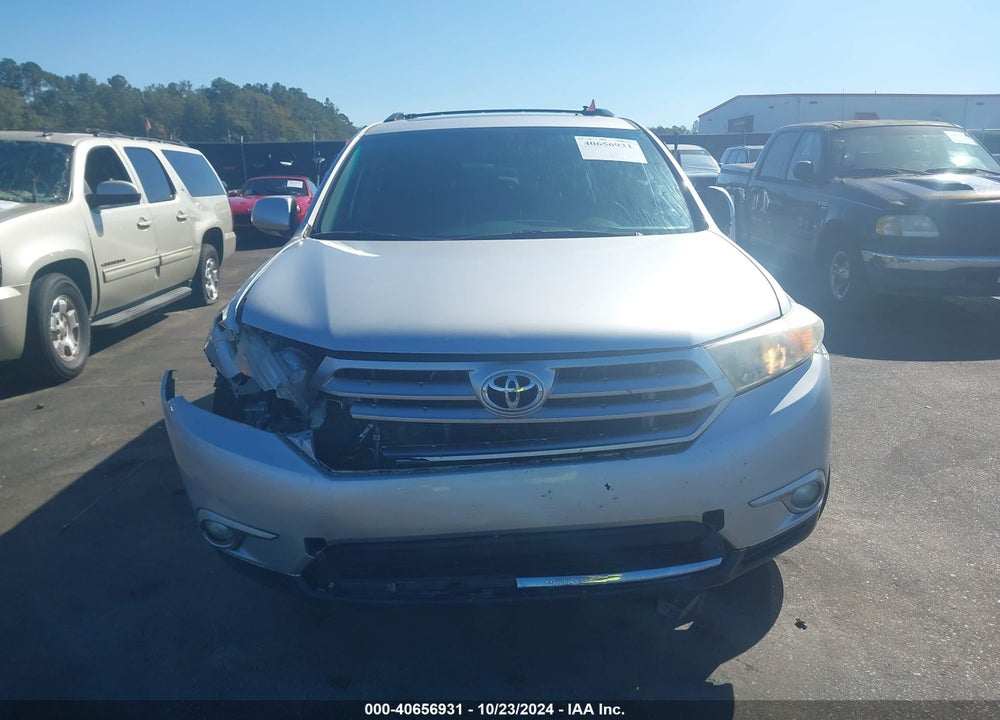 2011 TOYOTA HIGHLANDER LIMITED V6 VIN: 5TDYK3EH7BS047197