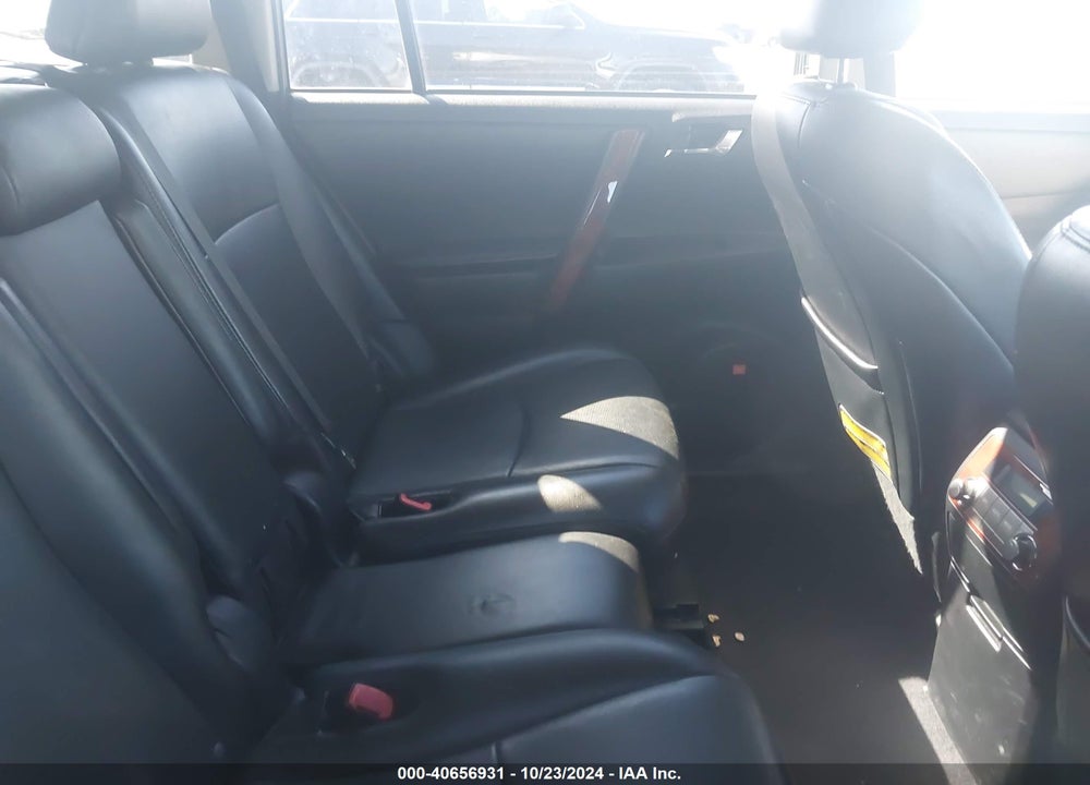 2011 TOYOTA HIGHLANDER LIMITED V6 VIN: 5TDYK3EH7BS047197